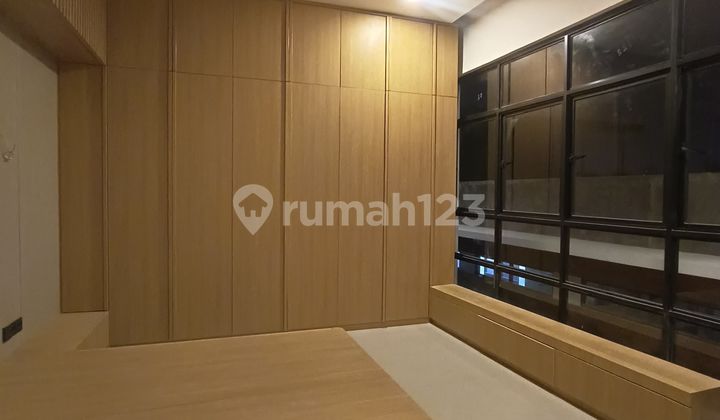 Jual Cepat Rumah Cantik Modern Di Kebayoran Lama 4 Lantai Shm