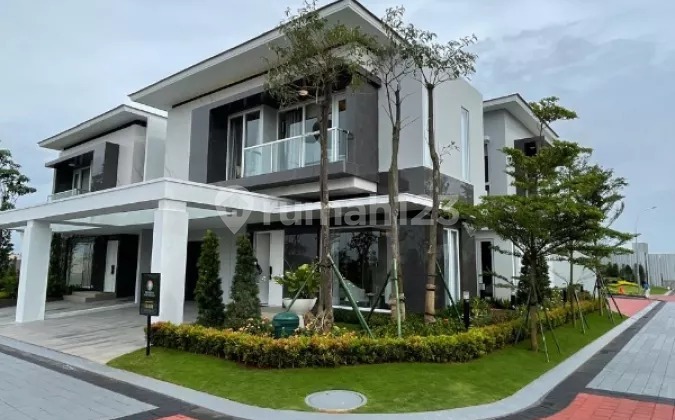 Lowest Price Drop for a Beautiful 2-Story Luxury House in Gading Serpong 2