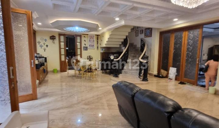Turun Harga Termurah Rumah Mewah 3 Lantai Furnish Cakeo Di Kedoya