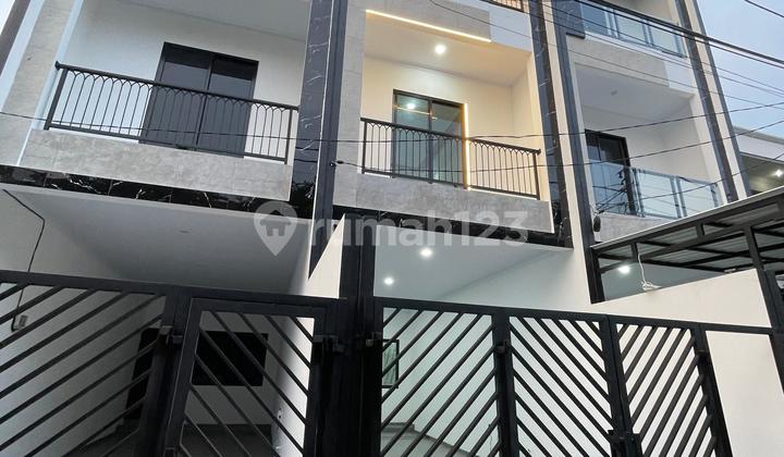 Turun Harga Termurah Dijual Cepat Rumah Brand New Jakarta Barat