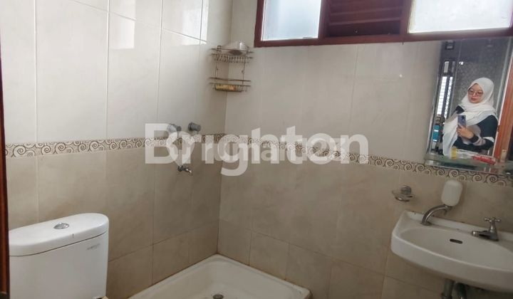 HUNIAN STRATEGIS DI PESONA KHAYANGAN 2