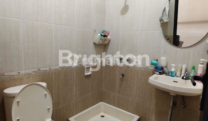 RUMAH ASRI DAN SIAP HUNI DI PESONA KHAYANGAN 2