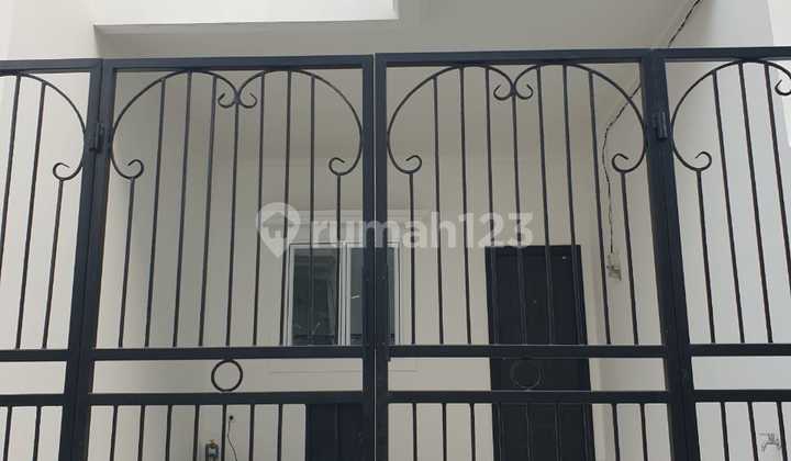 DIJUAL RUMAH UNIT BARU DI PLUIT 4 LANTAI SHM 2,8 NEGO SAMPAI DEAL ,AIR PAM 2