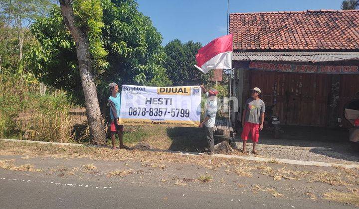 STRATEGIS PINGGIR JALAN DAENDLES 1