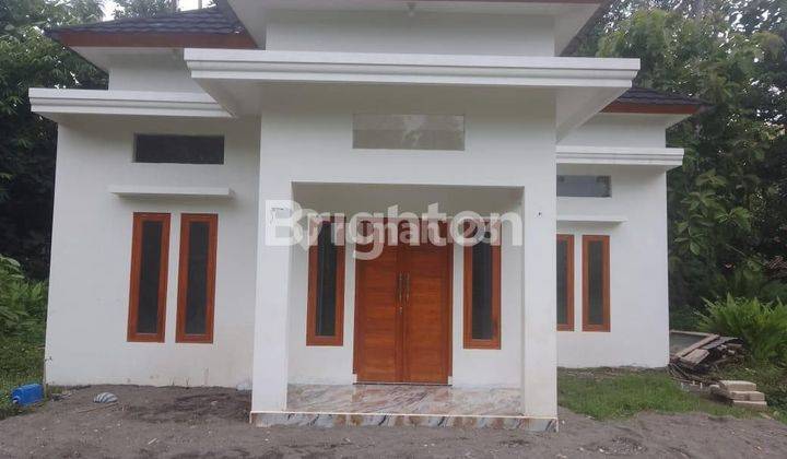 RUMAH BARU GRESSS DISAIN MODERN DI SENTOLO 200 METER DARI JALAN NASIONAL 1