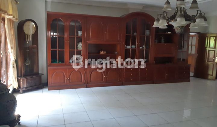 RUMAH MEGAH DI KOTA SOLO 2