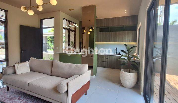 RUMAH MODERN DALAM CLUSTER DI UTARA HYATT 1