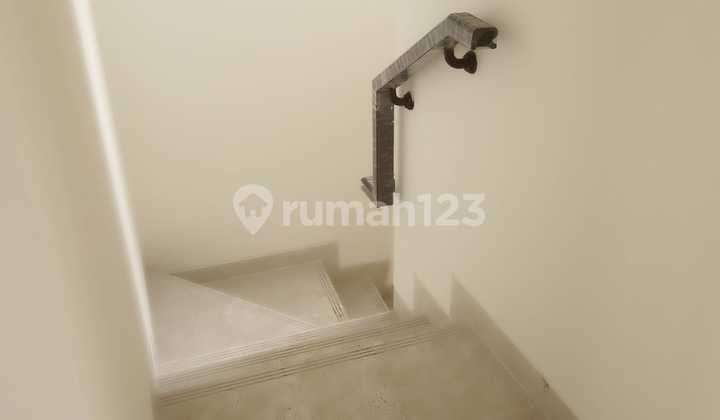 For sale: Lavon 1 house in Cikupa.