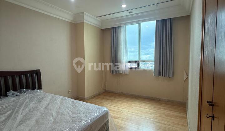 Dijual (Wts) - Apartemen Simprug Teras 3Br 2