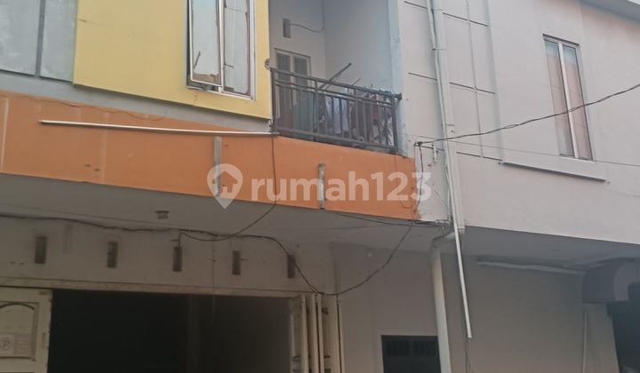 Affordable Shophouse in Business and Trade Area 2