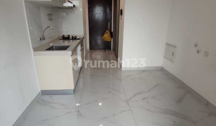 For Sale Semi Furnished Low Floor Apartment Sky House BSD