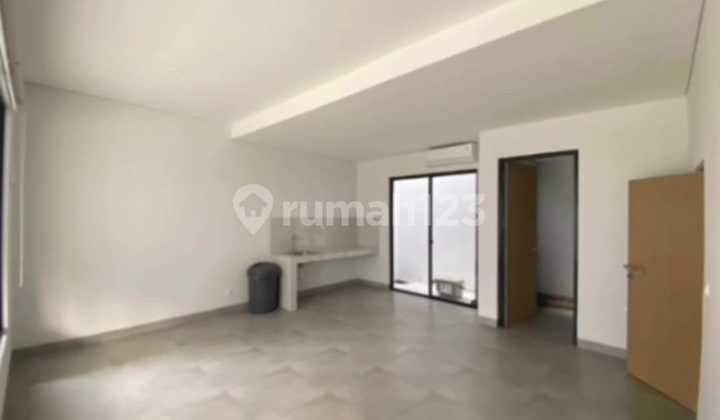 For Rent New Ready-to-Occupy Yuthica House in BSD For Rent New Ready-to-Occupy Yuthica House in BSD