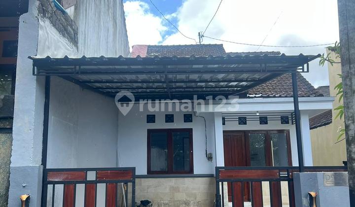 Dijual Rumah Baru Renov Lokasi Strategis di Kuta Selatan