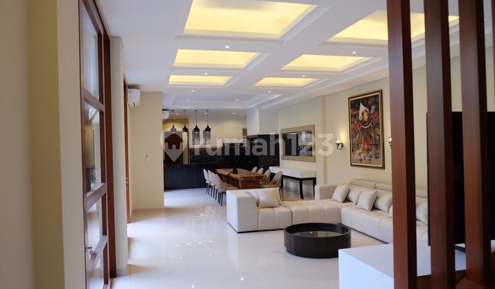 DIJUAL VILLA BARU FULL FURNITURE