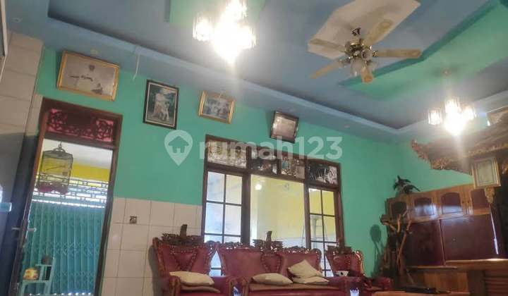 For Sale, 2-Story Shophouse Well-Maintained and Ready to Occupy Location on Main Street, East Gatsu, Denpasar, Bali 2