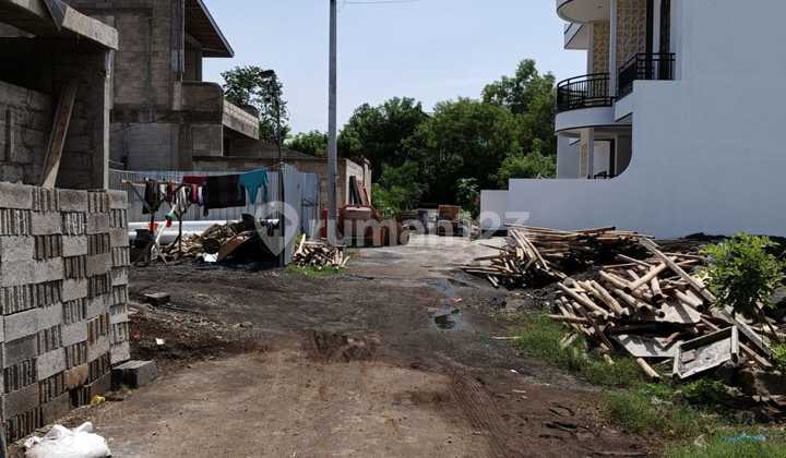 Dijual Lahan Tanah Kecil di Dharmwangsa Dijual Lahan Tanah Kecil di Dharmwangsa
