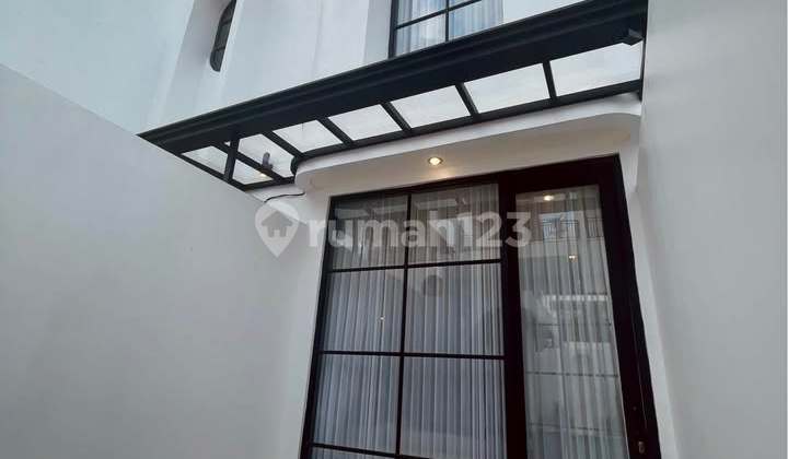 For sale new 2-story Modern Minimalist villa &amp; ready to occupy Location: Jalan Pantai Balangan, Ungasan, South Kuta, Bali