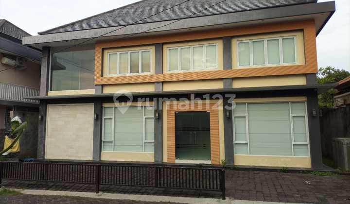 Di jual Bangunan kantor lokasi di mumbul Jimbaran Di jual Bangunan kantor lokasi di mumbul Jimbaran