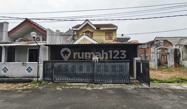 Rumah Nyaman Strategis
