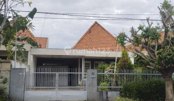 Disewakan Rumah Di Tengah Kota Dr. Soetomo 1