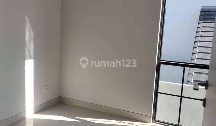 Disewakan Rumah Citraland Driyorejo Hadap Utara  2