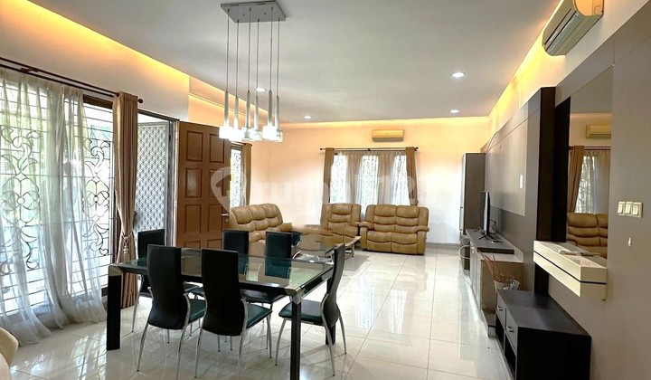 Sewa Rumah Elite Full Furnish 300M² 4+1Kt Harga Affordable Gading Park View