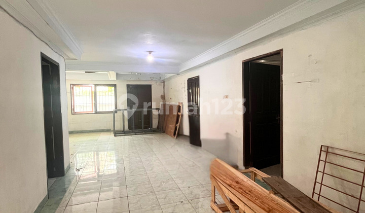 Termurah Mutifungsi!, bisa untuk kost kostan, Gudang Expedisi, Mess dan Usaha rumahan, 2 lantai 315m, rumah di Muara karang