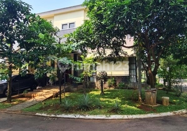 Hoek Verdant Ville The Icon BSD House 218m 5+1KT Certificate of Ownership Semi Furnished