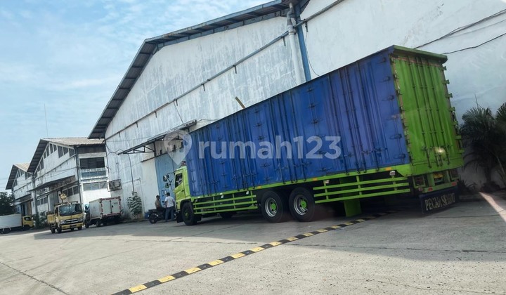 Gudang 2 Lantai 1200m2 di Kawasan Pergudangan Yos Sudarso Sunter Gudang 2 Lantai 1200m2 di Kawasan Pergudangan Yos Sudarso Sunter