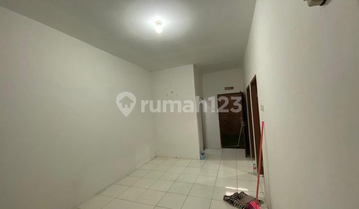 House in Barombong 2