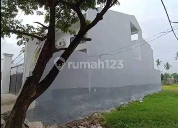 Rumah + Kantor 3 Lantai di Tanjung Bunga 2