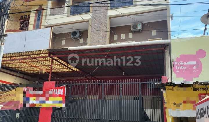 3.5-Storey Wide Shop House in Kerung Kerung 2