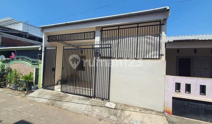 Rumah Siap Huni di Barombong R 2000