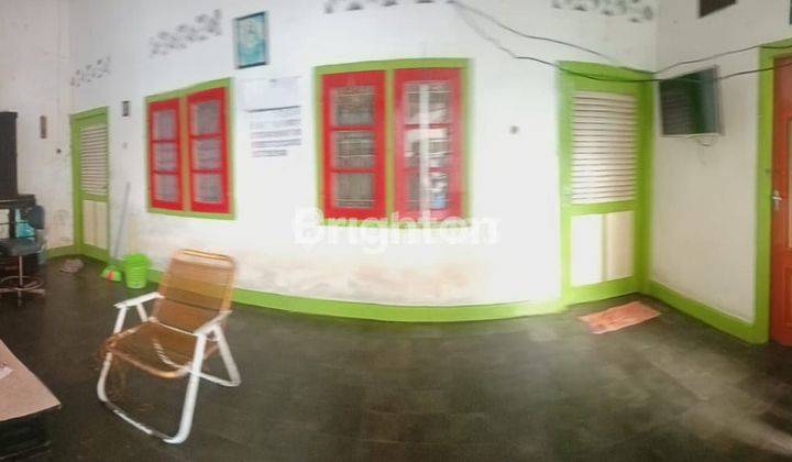 Rumah Vintage Di China Town Makassar 2
