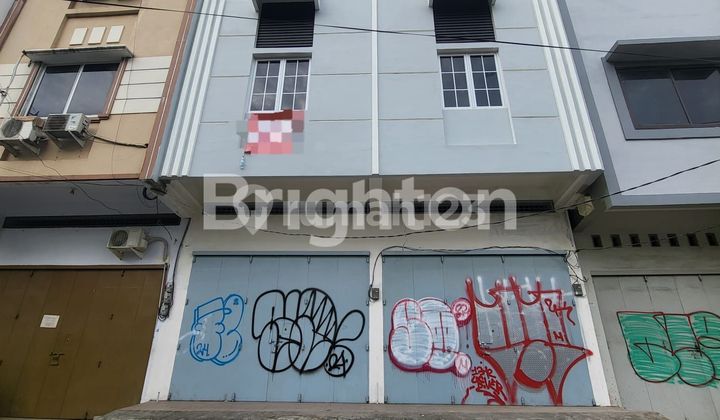 RUKO 3 LANTAI DI VETERAN SELATAN RUKO 3 LANTAI DI VETERAN SELATAN