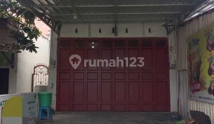 1-Story Shophouse for Business in Palu 1