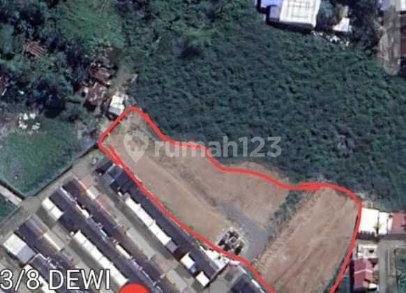 Tanah di Telkom Mass