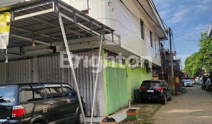 CORNER 2-STORY SHOPHOUSE ON MAIN ROAD AXIS 2