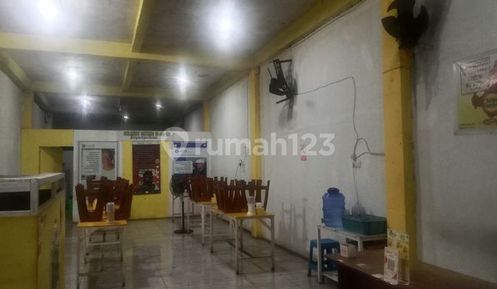 1-Story Shophouse for Business in Palu 2