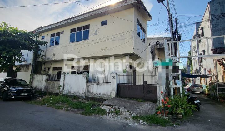 2-Story Corner House in Losari 1