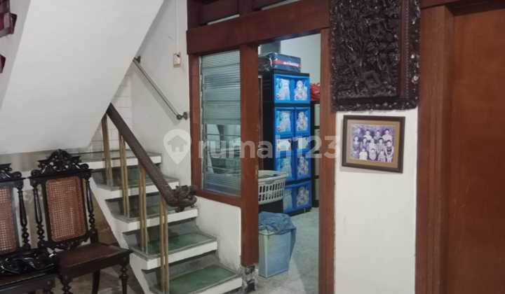 Dijual Rumah Induk dan Kost di Jl. Kedunganyar Pusat kota, Dekat Tunjungan Plaza, Kedungdoro, Arjuno 2