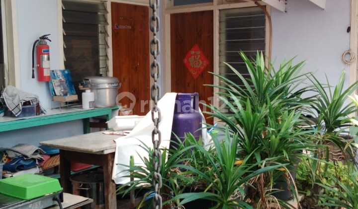 Dijual Rumah Ngantong di Kedung Klinter, dekat Kedungdoro, Kedungsari, Arjuno, Embong Malang, Tidar, Petemon, Pasar Kembang, Banyu Urip, Basuki Rahmat, Surabaya Pusat