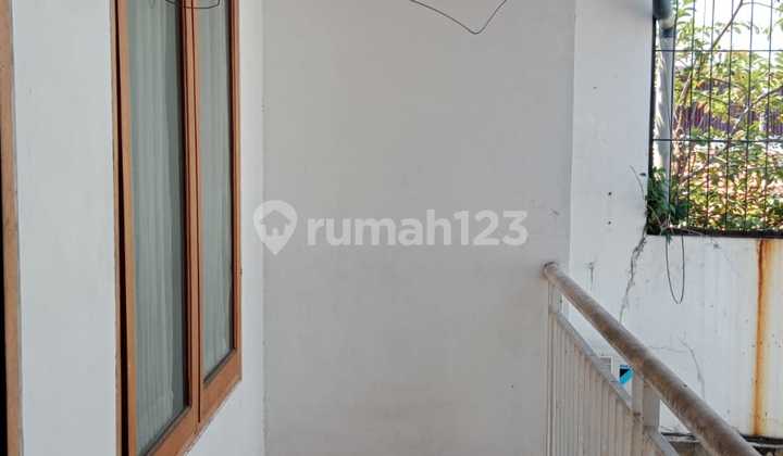 Disewakan Rumah Siap Huni di Kusuma Bangsa, Surabaya Pusat, Cocok untuk Office, Kantor, Clinic, Cafe 2