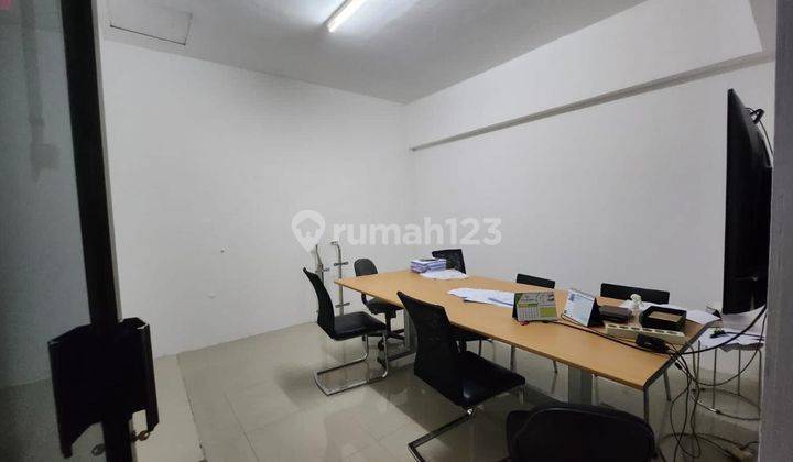 DIJUAL cocok untuk kantor dan usaha  Manyar Kartika 2