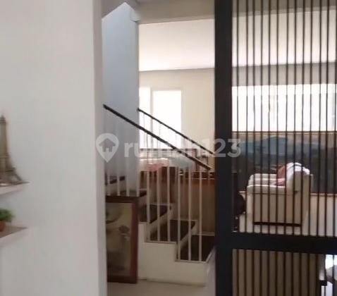 For Sale: Simpang Darmo Permai Selatan XI House, near Lontar, Sambikerep District, Surabaya City, East Java, Indonesia 2