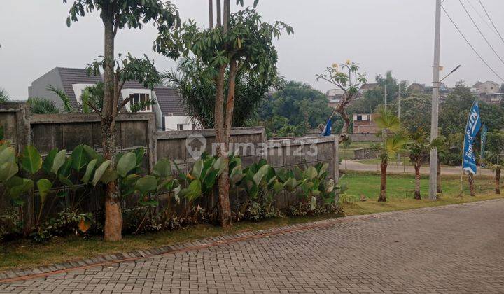 DIJUAL TANAH Jalan Raya Golf Utama Araya. Malang 2