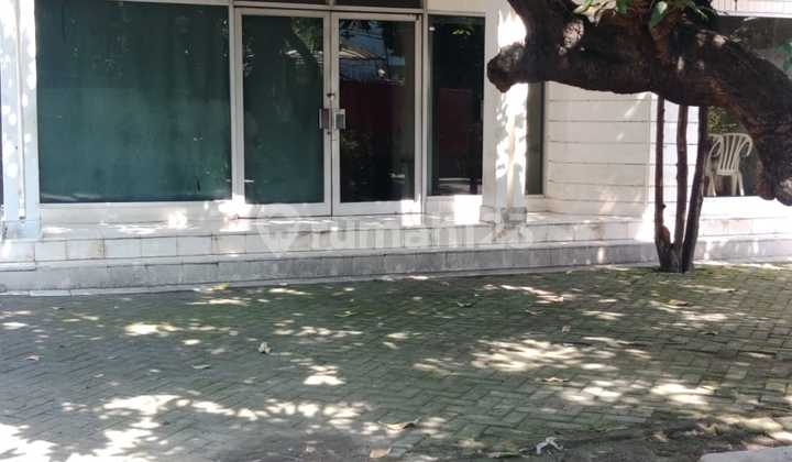 Disewakan Rumah Lama Pusat kota Jl. Mawar, Daerah strategis belakang gereja GMS Dekat Tunjungan Plaza, Jayanata kosmetik, resto -kuliner Disewakan Rumah Lama Pusat kota Jl. Mawar, Daerah strategis belakang gereja GMS Dekat Tunjungan Plaza, Jayanata kosmetik, resto -kuliner