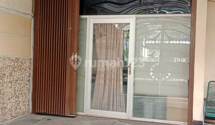 Dijual Rumah Siap Huni di Jalan BKR Pelajar, Genteng, Surabaya Pusat - Rumah siap huni 1