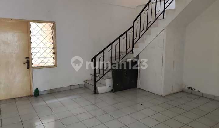 Ni Dia Satu2nya di Sidoarjo Sangat Terjangkau Ruko 2 Lantai di Sentra Bisnis Dekat Hotel Sinar, Pom Bensin, Mc Donald Tempat Kuliner di Sini