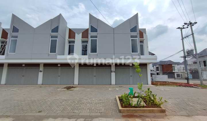 Ruko Baru Siap Pakai Posisi Hook Lokasi Strategis Dalam Perumahan 1